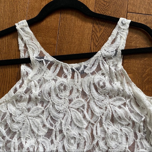 Floral lace tank - Picture 5 of 7